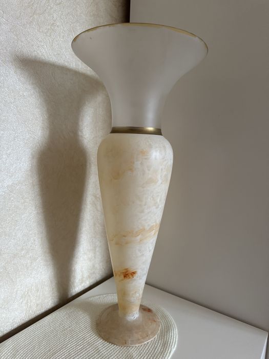 Ваза декоративна з мармуровим візерунком 60 см