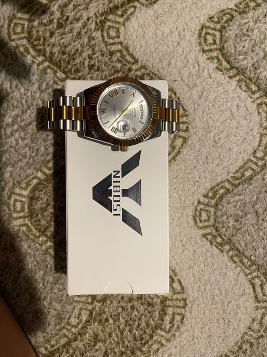 Продам Часи 1000грн