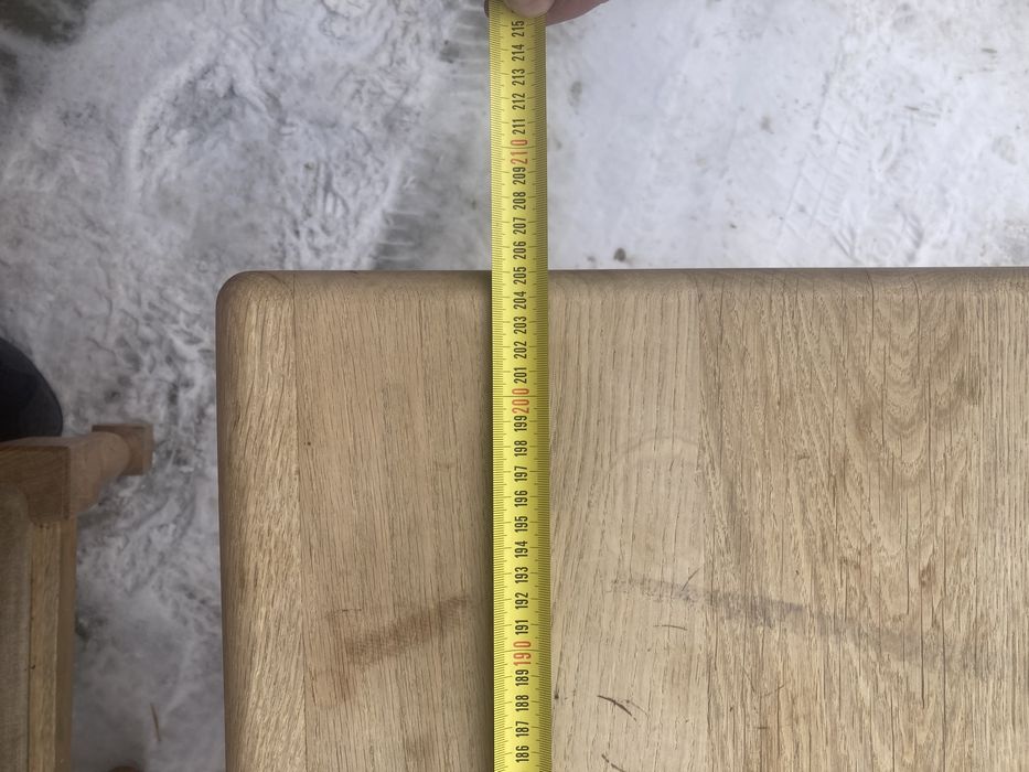 Стіл та стільці з масиву