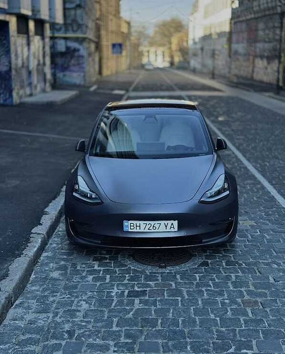 Tesla Model 3 2018
