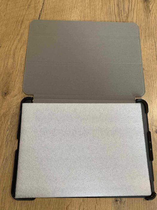 JETech Zamykane Etui dla iPad Pro 11 Cala 4/3/2/1 CZARNE