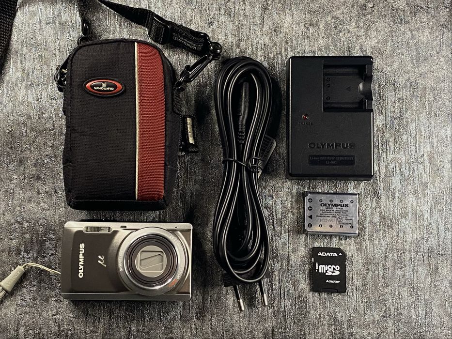 Olympus Mju/Stylus 7040 HyperCrystal View