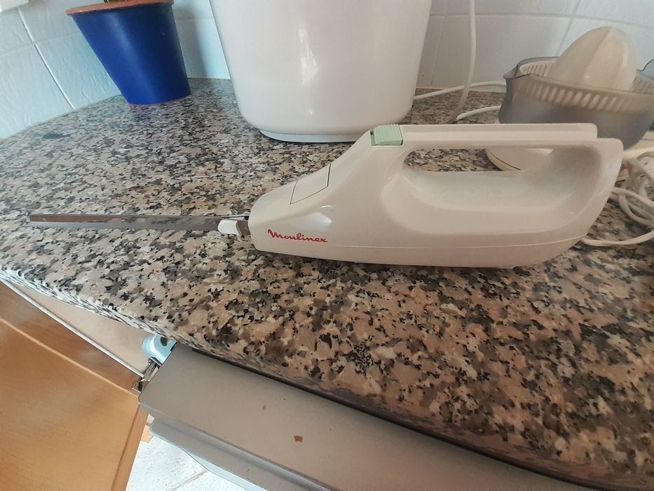 Faca elétrica moulinex