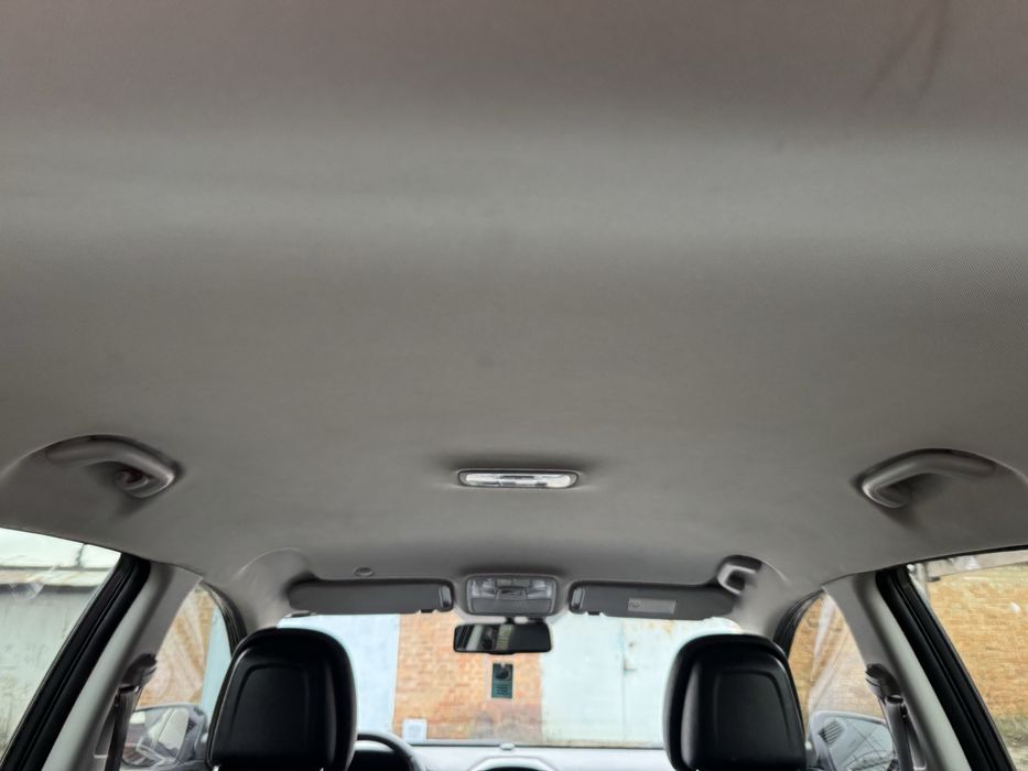 Продам офіційний HYUNDAI IX35 гбо повний привід