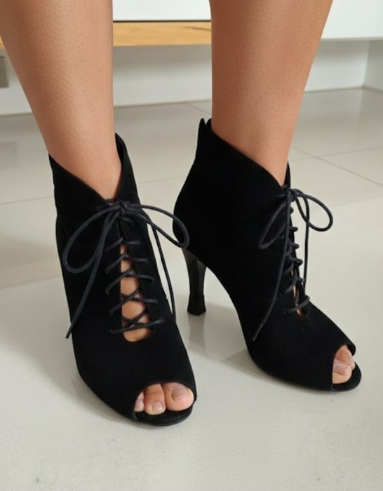 Skórzane  buty sznurowane