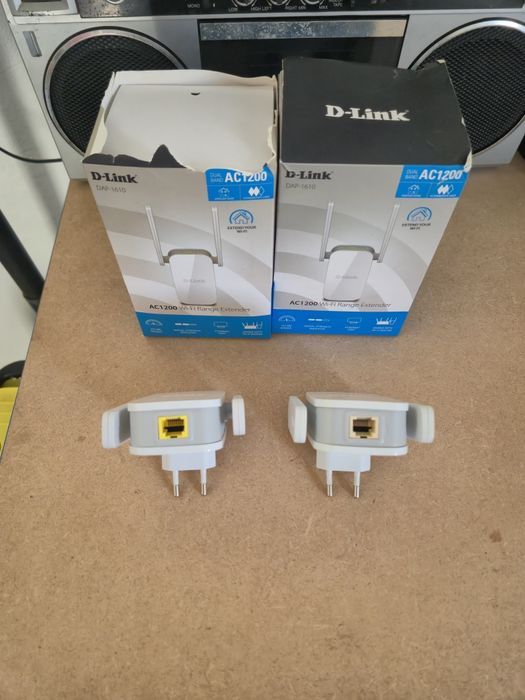 Repetidor Wifi D link 1610