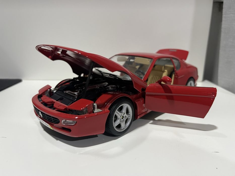 Ferrari 456GT 1:18 (Descrição)