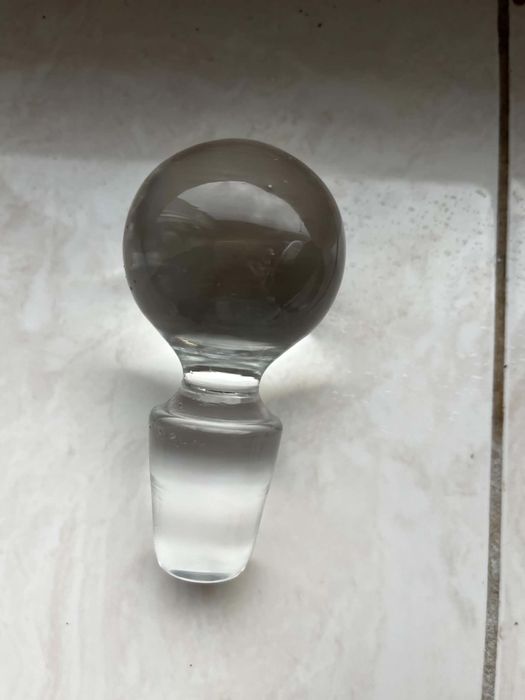 Artystyczna Karafka Szklana z Czarną Dekoracją 3D (Róże) + Szklany Korek