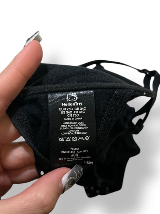 бюстгальтер//лифчик от H&M+Hello Kitty