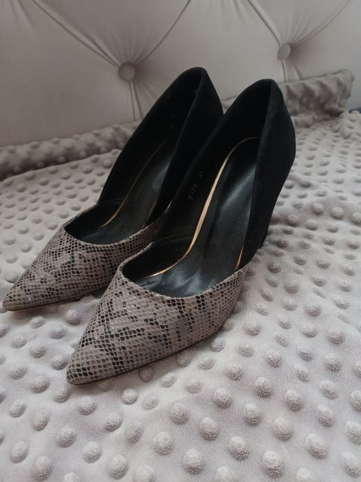 Туфлі      жіночі