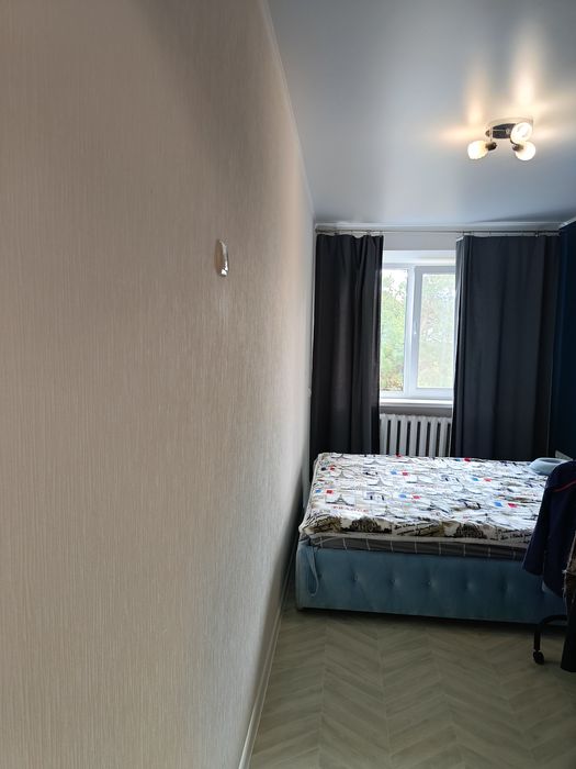 Продам 2 квартиру, меблі, техніка, автономне газове опалення,з гаражем