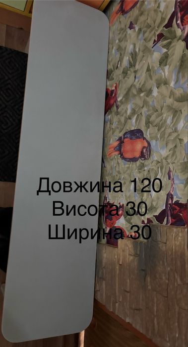 Стіл, лавки, ліжко, матрас, стільчики для дітей