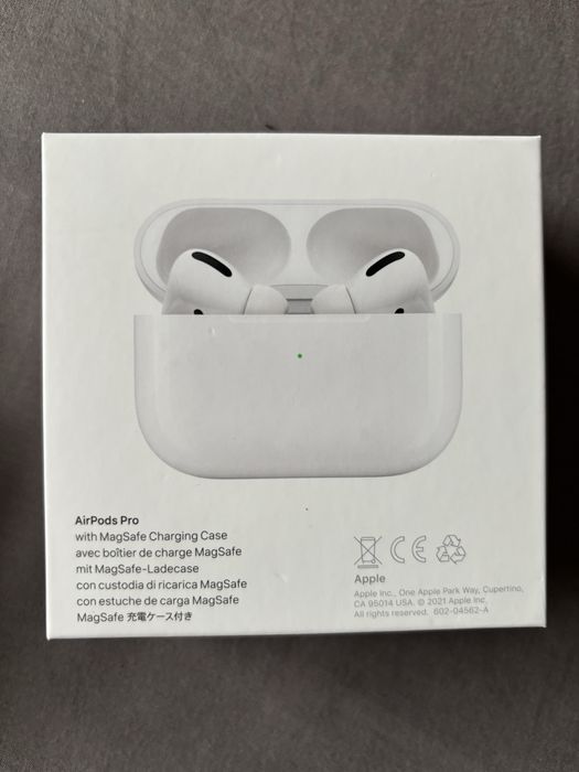 AirPod Pro with Magsafe Charging Case, навушники