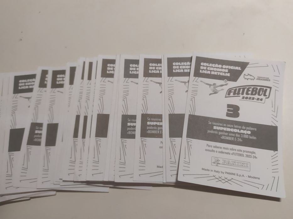 Dezenas de cromos repetidos da liga portuguesa 23-24