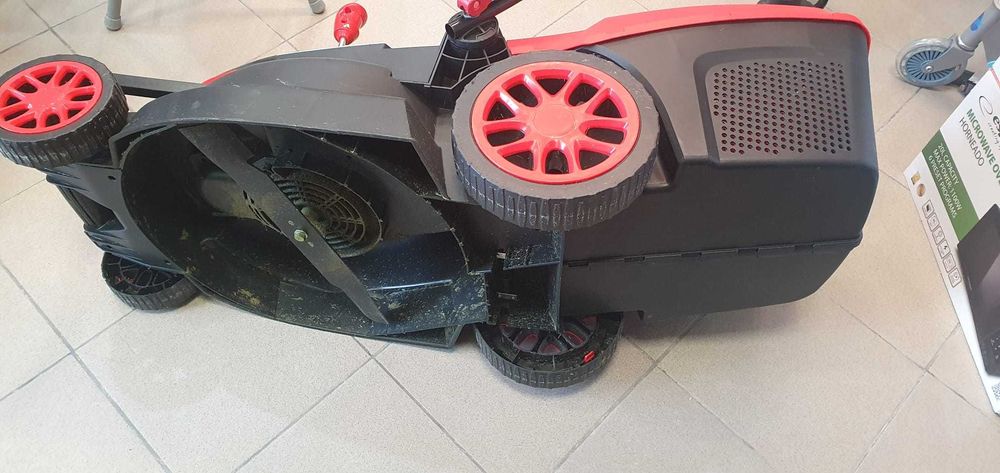 Kosiarka elektryczna NAC MEX-42 E18 - Madej Gorlice Mickiewicza -