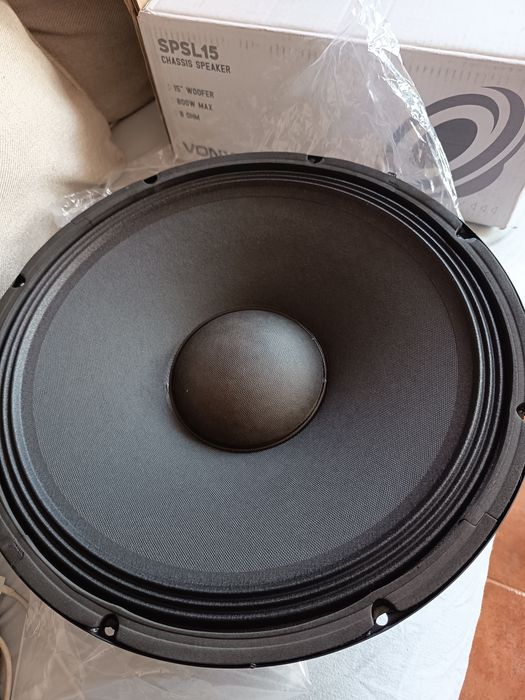 Coluna de 15 Polegadas 800W 400 RMS Vonyx