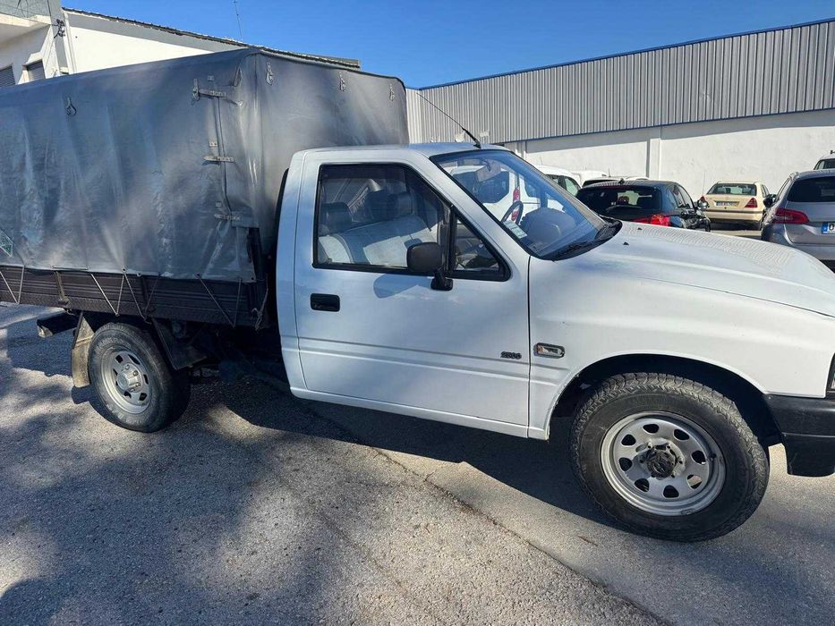 PICK UP - BEDFORD