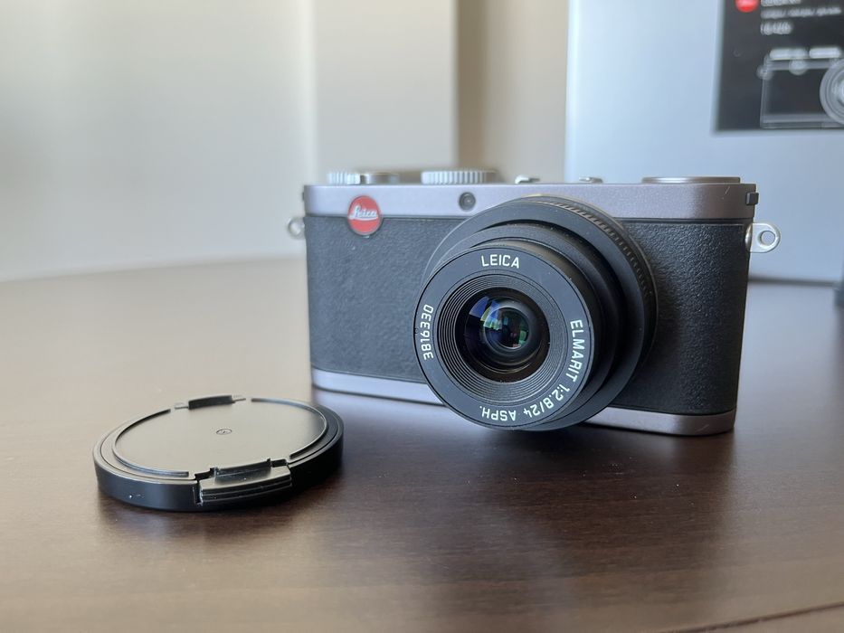 Leica X1 (camera + acessórios)