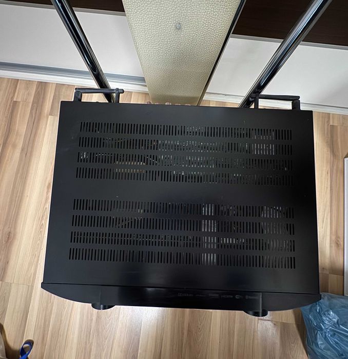 Marantz NR1506 amplituner