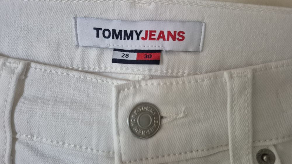 Джинси Tommy Jeans, 27 розмір