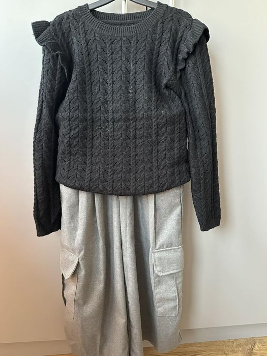 Кюлоты + свитер  Reserved 
Рост 134 
В идеальном состоянии
Кюлоты на х