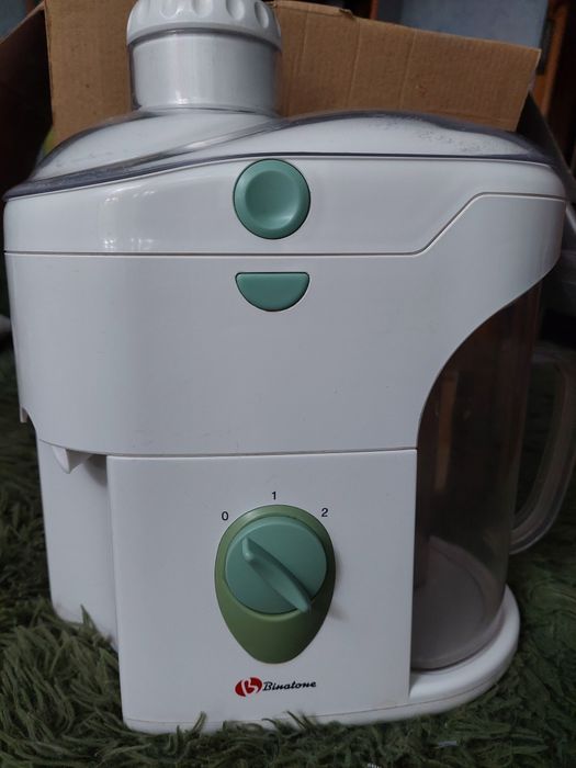 Соковижималка Binatone