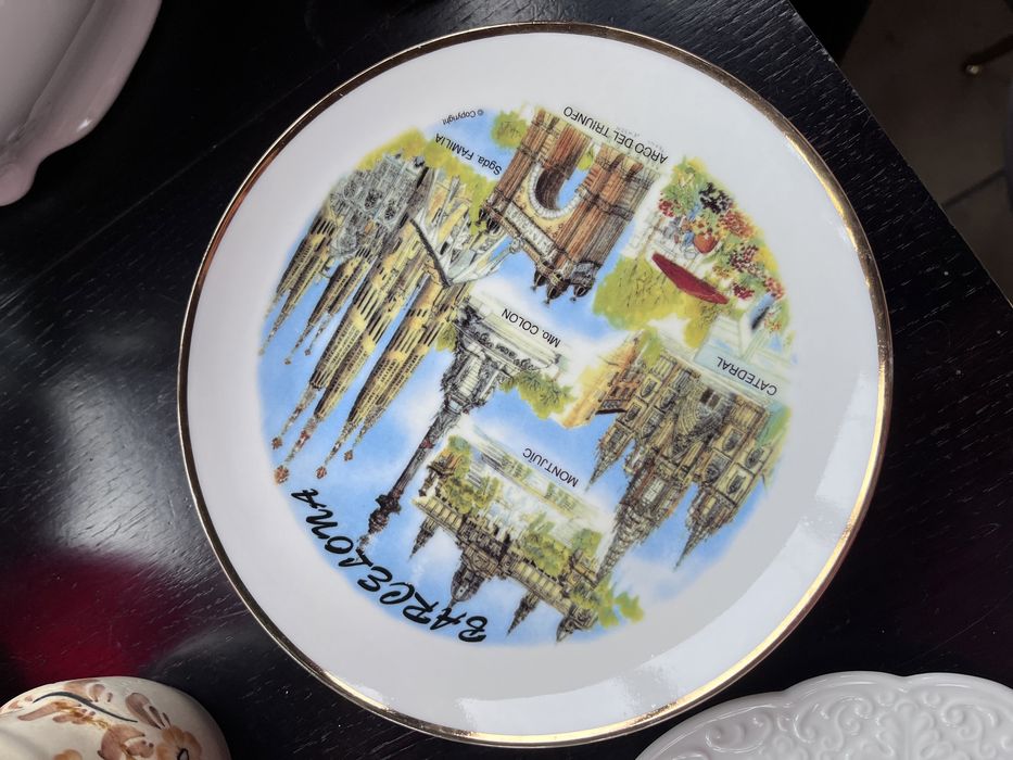 Talerze dekoracyjne porcelana