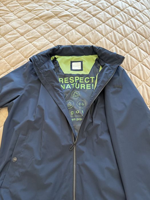 Ветровка Бугатти