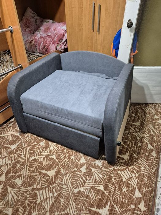 Крісло розкладне