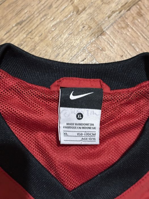 Спортивна кофта фірми Nike