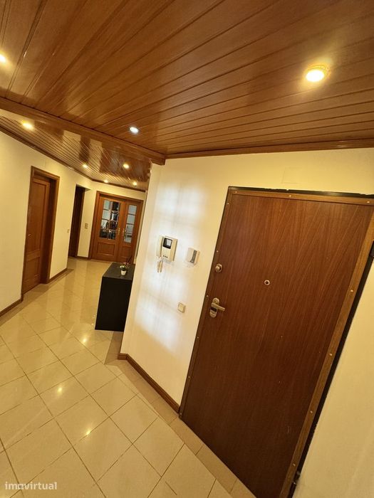 Apartamento, Corroios
