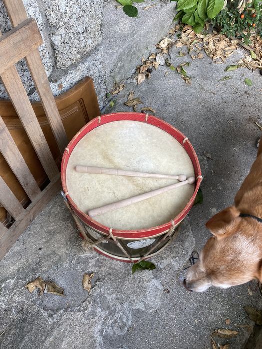 Caixa pinheiro nicolinas em bom estado