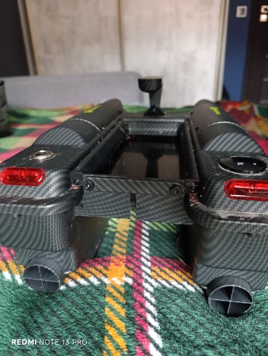 RidgeMonkey Hunter 750 Bait Boat Łódka zanętowa