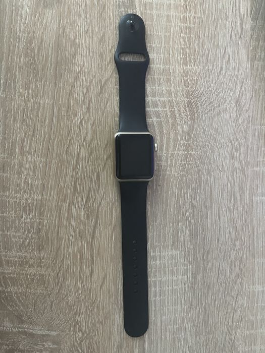 Apple wathc  1 38 mm gold