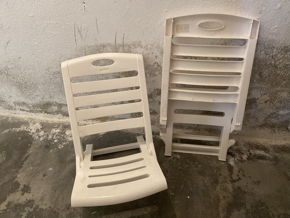 Conjunto 2 cadeiras de jardim/praia resistentes