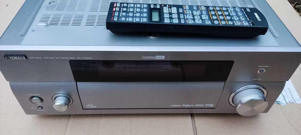 Yamaha RX-V3800 – amplituner 7.1. z pilotem