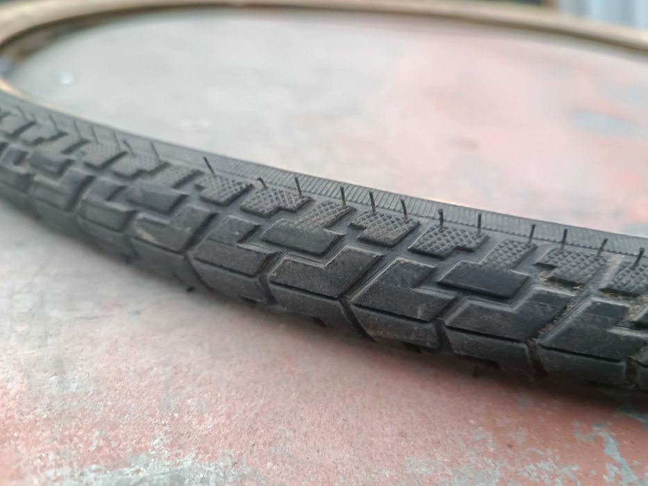 Велопокрышка Cheng Shin Tire CST 700х35С 28"(622-35)