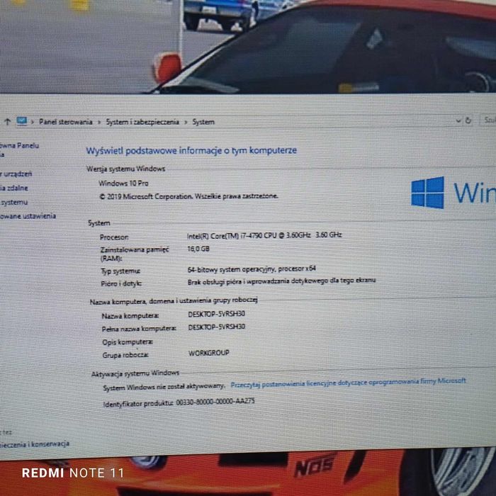 Komputer używany można używać widać parametry