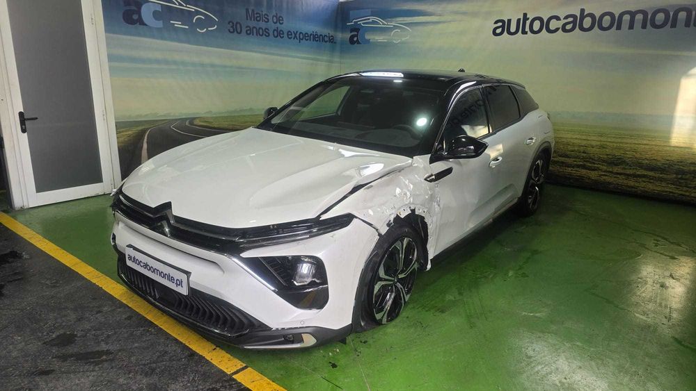 Citroen C5 X  1.6 Hybrid - Salvado