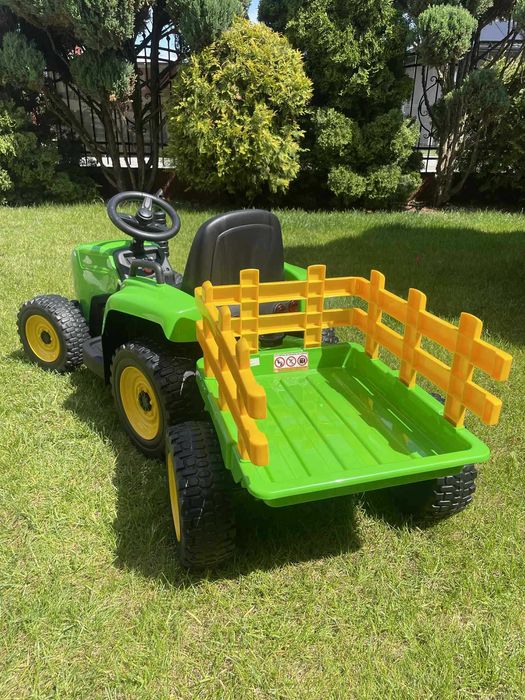 Traktor na akumulator z Przyczepką Pilot 137cm 12V Miękkie koła EVA