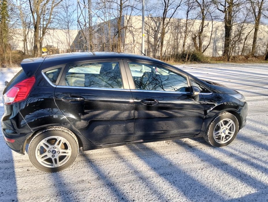 Piękna fiesta polifr  jak nowa! Polski salon  bogate wyposażenie  itd