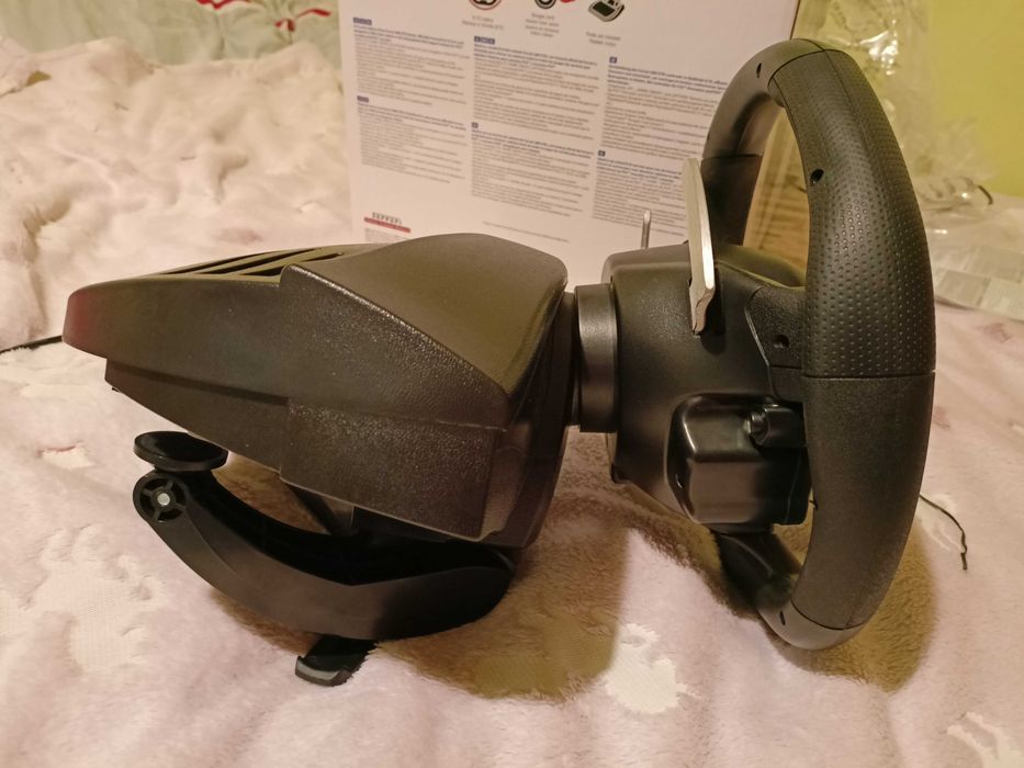 st. idealny Kierownica Thrustmaster T80 z pedałami Ferrari 488 GTB