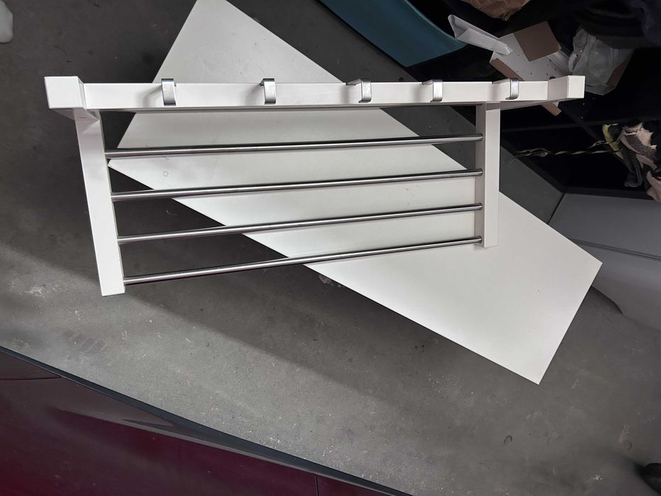 IKEA TJUSIG – komplet mebli do przedpokoju, biały