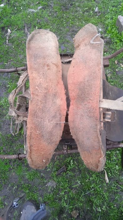 Кінне сідло кавалерійське