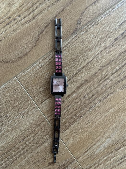 Годинник жіночий