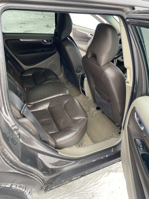 Volvo xc 70 повний привід