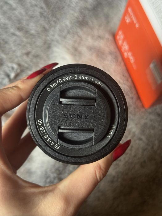 Lente FE 28-60 sony