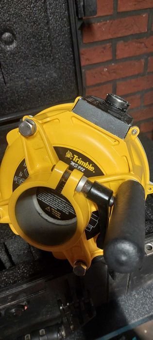 Równiarka/Spycharka z systemem Sterowania Trimble