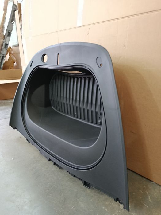 Корито багажника TESLA MODEL 3 2023-