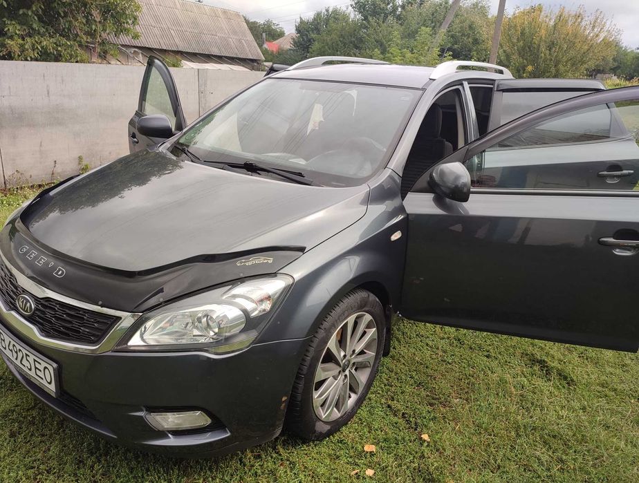 Продам КІА Ceed 2010 р. 1.6 D